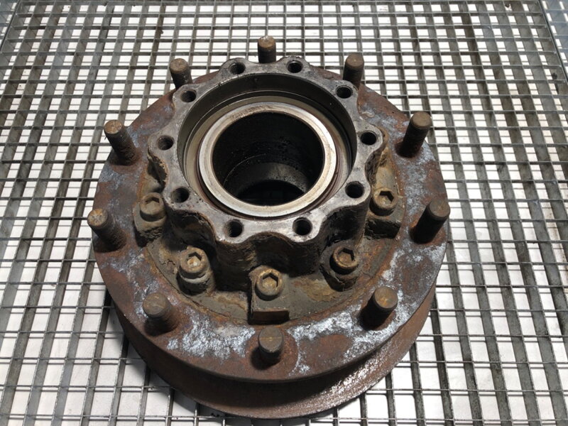 Náboj levý zadní MAN TGA 2000 - 2022