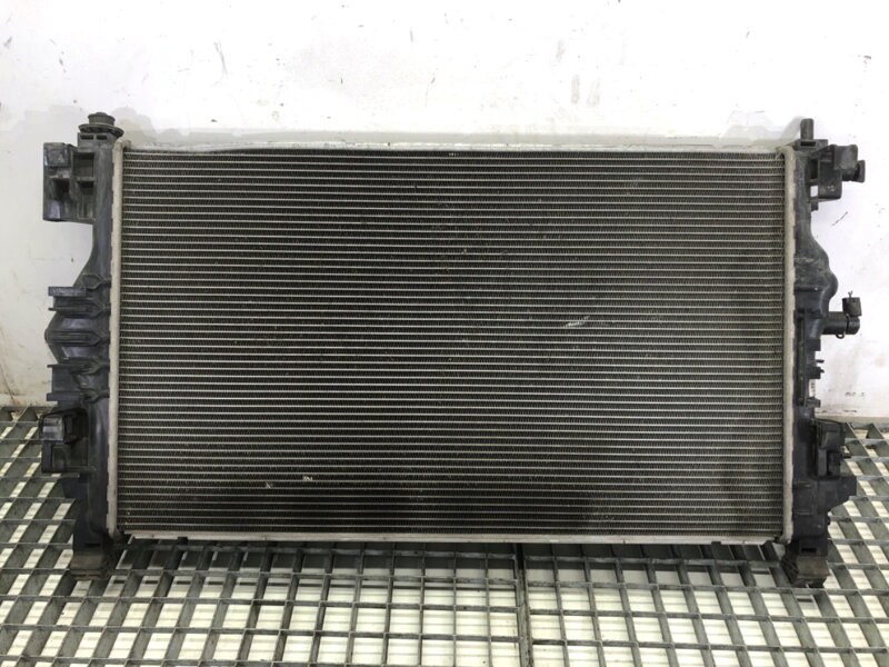 Chladič vody Opel Zafira Tourer C (P12) 2011 - 2022 13393983