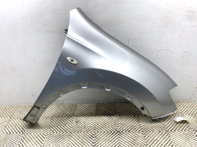 Blatník pravý přední Nissan Qashqai / Qashqai + 2 I (J10, NJ10, JJ10E) 2006 - 2014