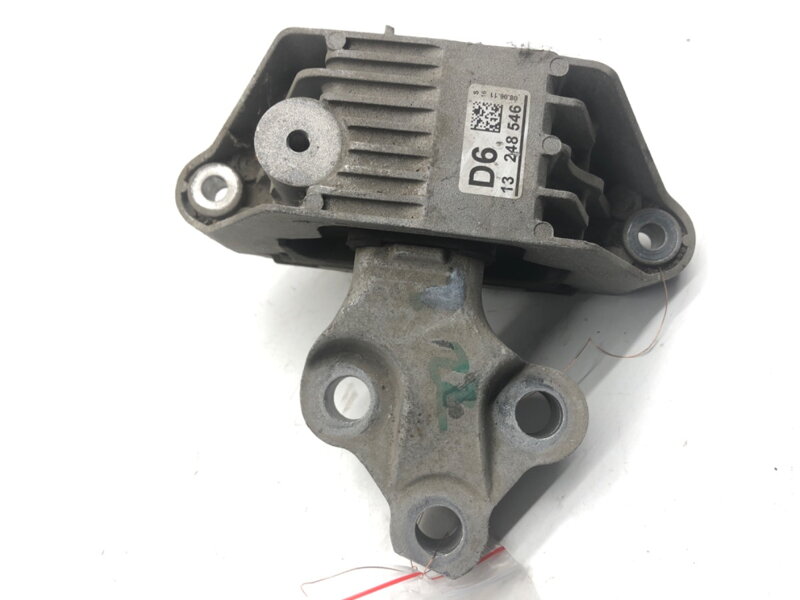 Polštář motoru levý Opel Astra J (P10) 2009 - 2015 13248546