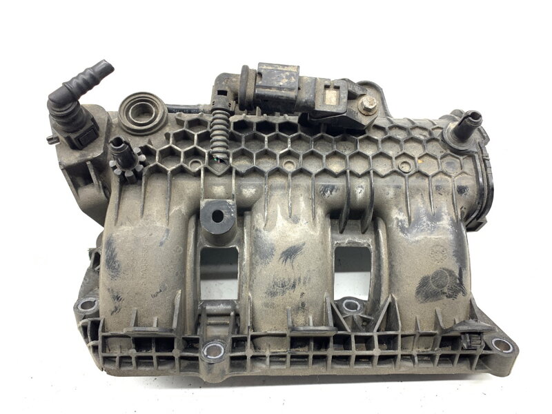 Sací potrubí Peugeot 308 II (LB_, LP_, LW_, LH_, L3_) 2013 - 2021 9802101480