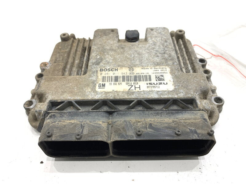 Řídicí jednotka motoru Opel Astra H Kombi (A04) 2004 - 2014 55556829