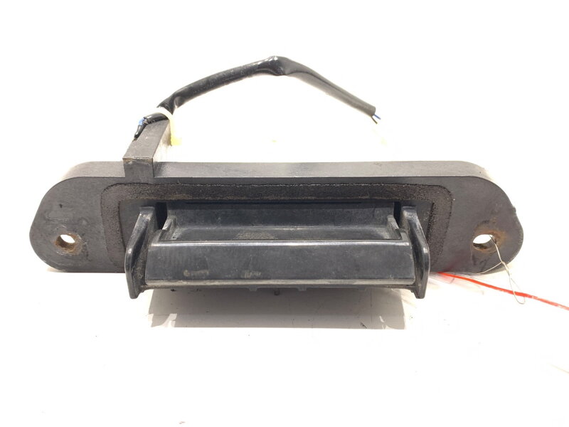 Klika víka kufru zadní Mitsubishi Lancer Viii Sportback (CX_A) 2007 - 2022