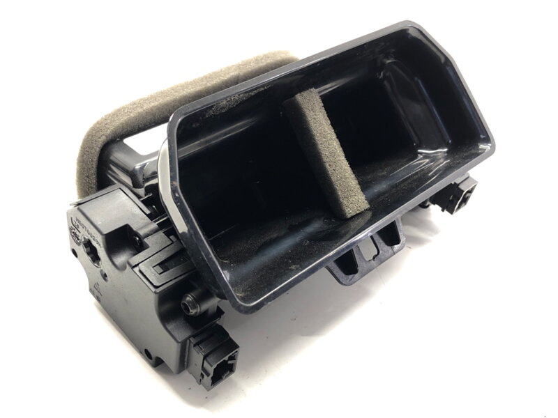 Kanál vzduchový rozdělovač vzduchu Audi A7 Sportback (4KA) 2017 - 2022 4K0857042A