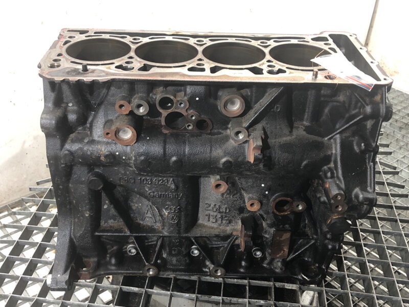 Blok motoru Audi A7 Sportback (4KA) 2017 - 2022 DRY