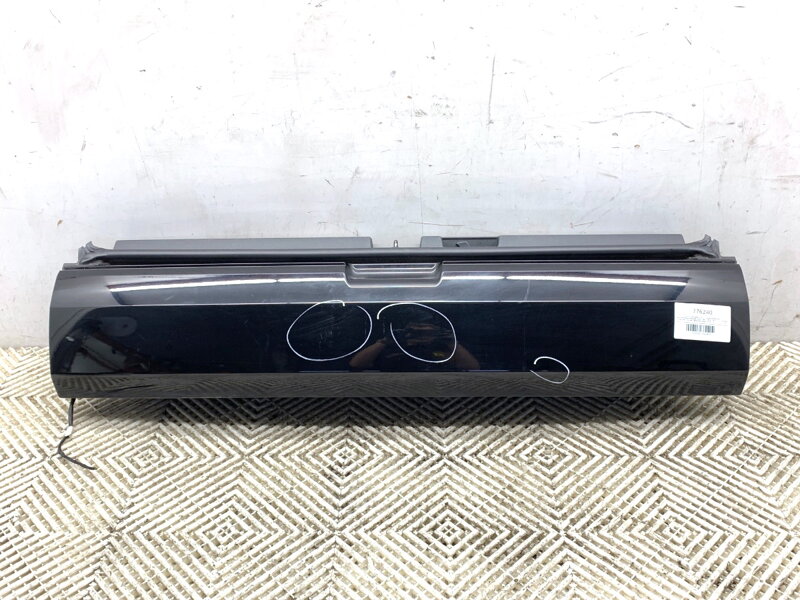 Bočnice víka kufru zadní Peugeot 3008 (MPV) (0U_) 2009 - 2017 KTV