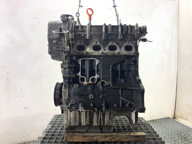 Motor VW Golf V Variant (1K5) 2007 - 2009 CAX