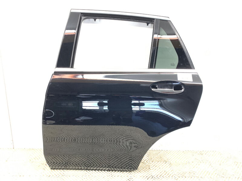 Dveře levé zadní Mercedes-benz GLC (X253) 2015 - 2022