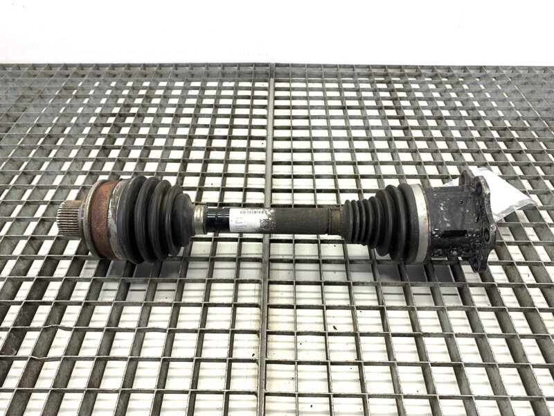 Poloosa levá přední Audi A4 B9 (8W2, 8WC) 2015 - 2022 8W0407271M