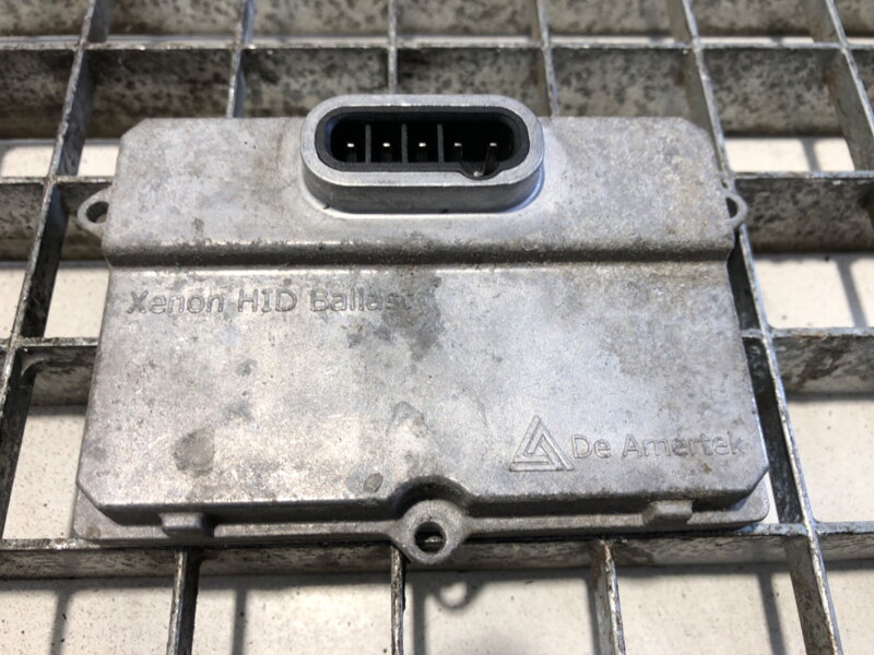 Řídicí jednotka xenon Volvo FH 2005 - 2022 3181-VT162B2001