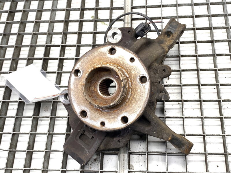 Otoč levá přední Renault Megane CC (EZ0/1_) 2010 - 2022