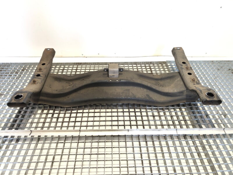 Výztuha podvozku Mercedes-benz Sprinter 3-T (B906) 2006 - 2022