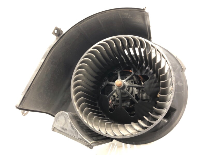 Ventilátor topení BMW X6 (E71, E72) 2007 - 2014 990877L