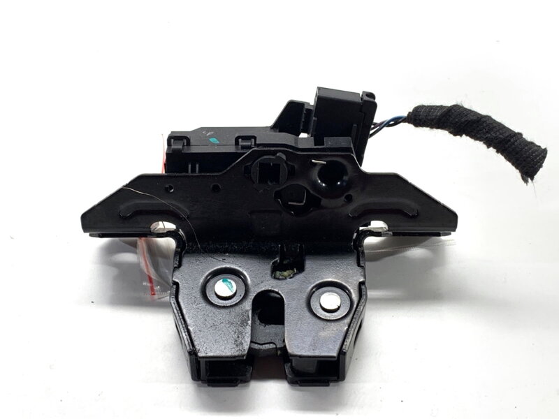 Zámek víka kufru zadní Opel Mokka / Mokka X (J13) 2012 - 2022 13587640