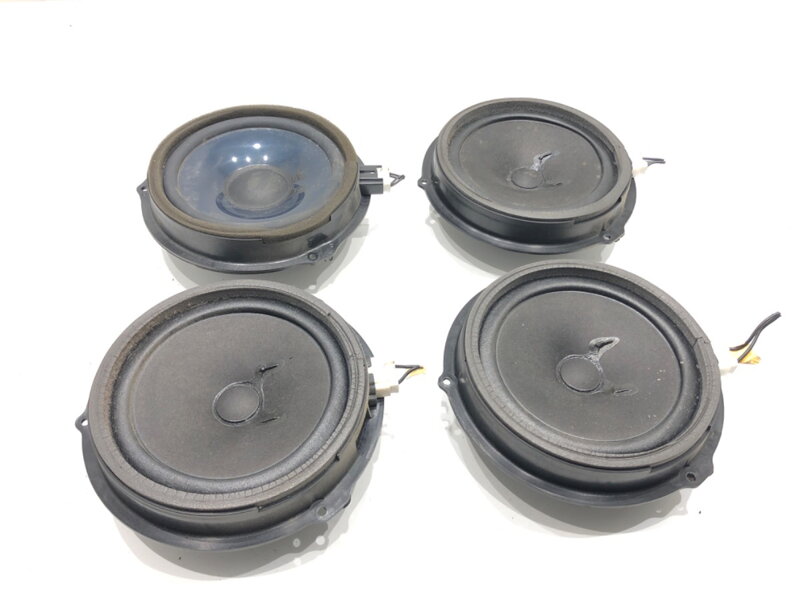 Reproduktory sada Ford S-max (WA6) 2006 - 2014 6M2T-18808-AB