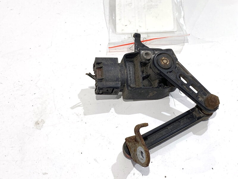 Čidlo náklonu xenon zadní pravý BMW X2 (F39) 2017 - 2022 6870000