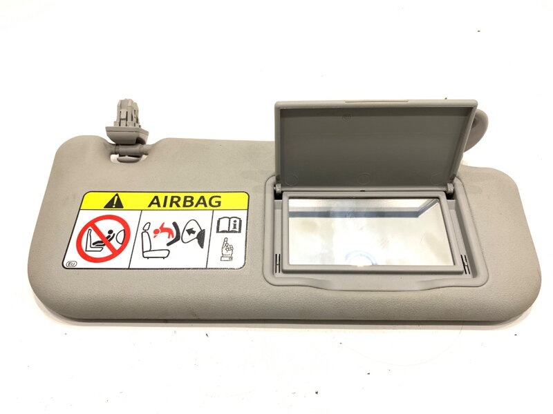 Sluneční clonítko pravé Toyota Auris Kombi (_E18_) 2013 - 2018