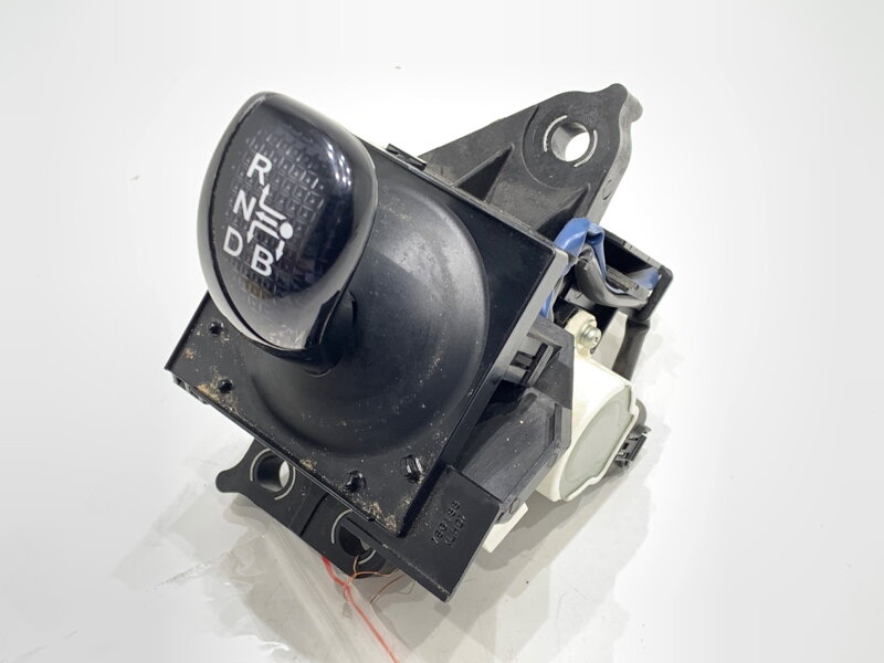 Řadicí páka volič převodovky Toyota Auris Kombi (_E18_) 2013 - 2018