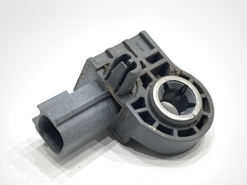 Čidlo nárazu Volvo V40 Liftback (525, 526) 2012 - 2022 31387891