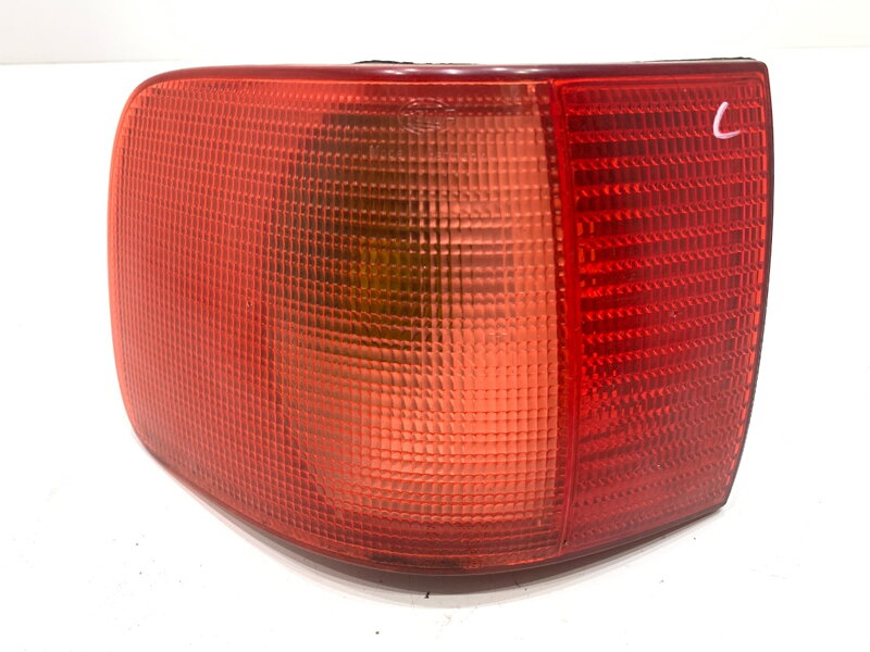 Světlo levé zadní Audi A6 C4 (4A2) 1994 - 1997