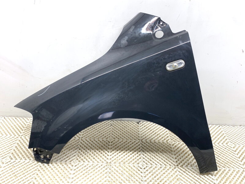 Blatník levý přední VW FOX Liftback (5Z1, 5Z3, 5Z4) 2003 - 2015